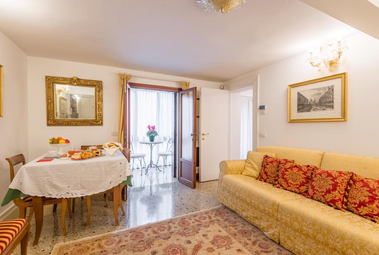 Ca' Dei Cuori On The Grand Canal Apartment Venice Exterior photo