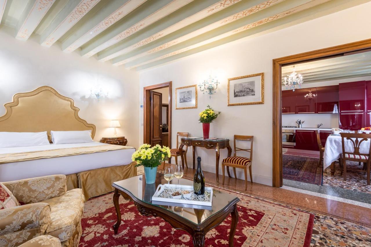 Ca' Dei Cuori On The Grand Canal Venice Exterior photo