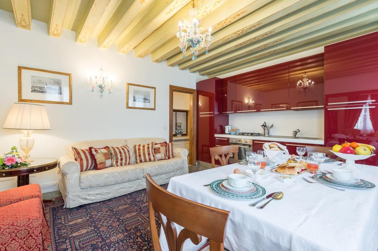 Ca' Dei Cuori On The Grand Canal Apartment Venice Exterior photo