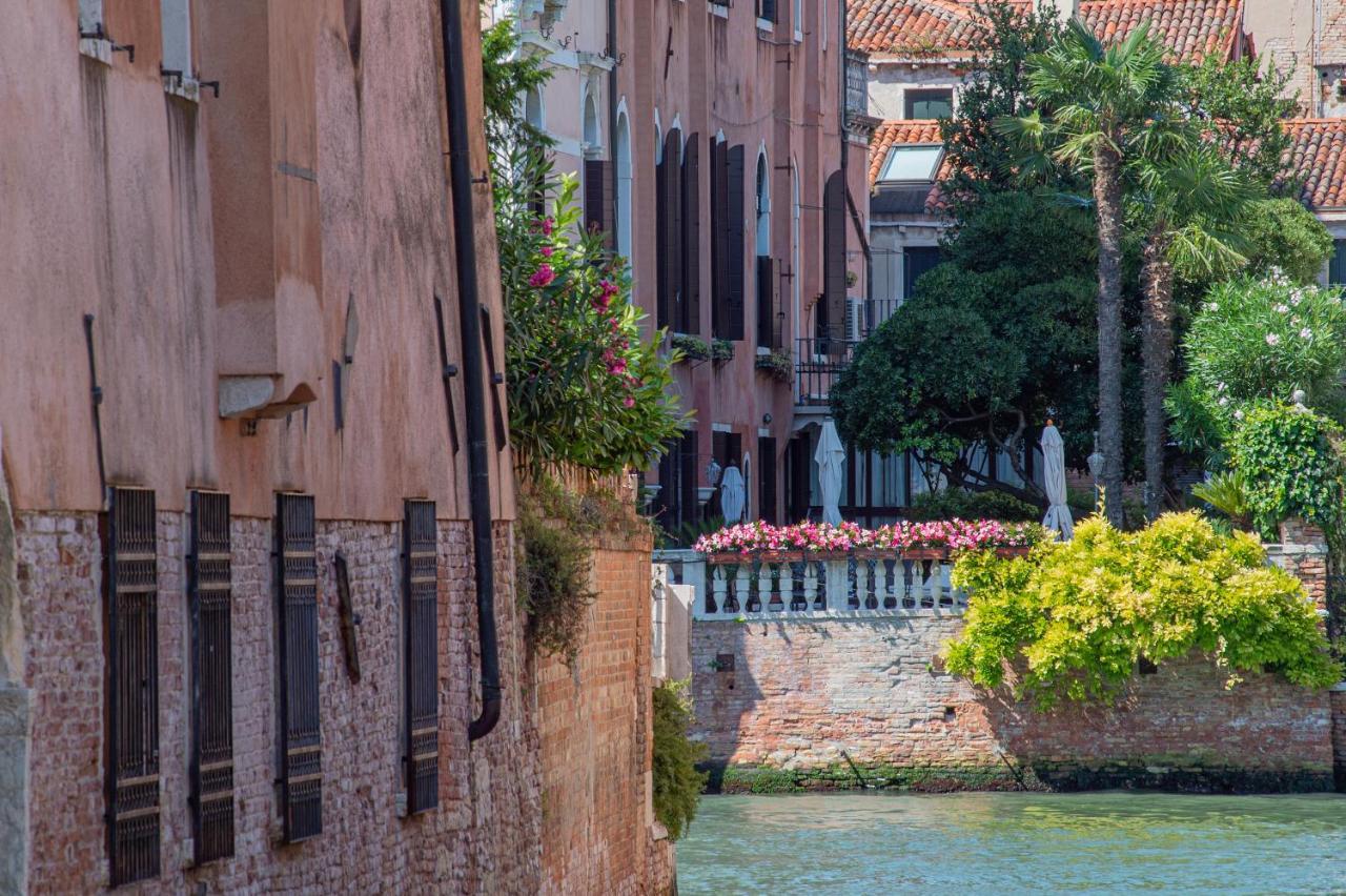 Ca' Dei Cuori On The Grand Canal Venice Exterior photo